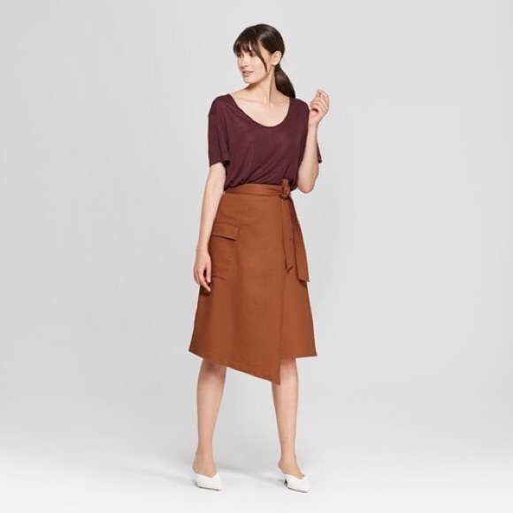 Prologue Asymmetrical Skirt - Picture 2 of 7